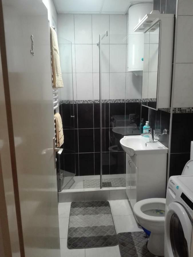 Apartman Ivan Vrdnik Exterior foto