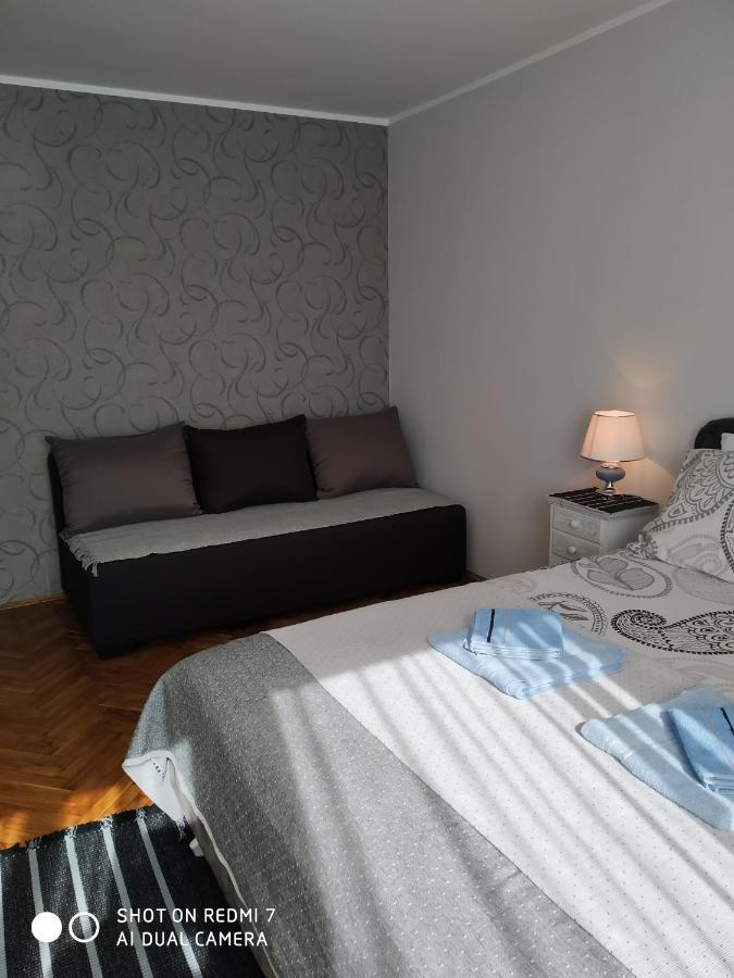 Apartman Ivan Vrdnik Exterior foto